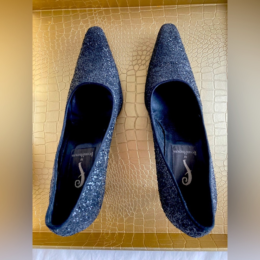 Worn once!  Impossibly chic and unique sparkly Fortuna Valentino pumps.